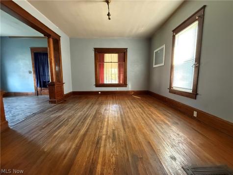 120 E Georgia Avenue Sebring OH 44672
