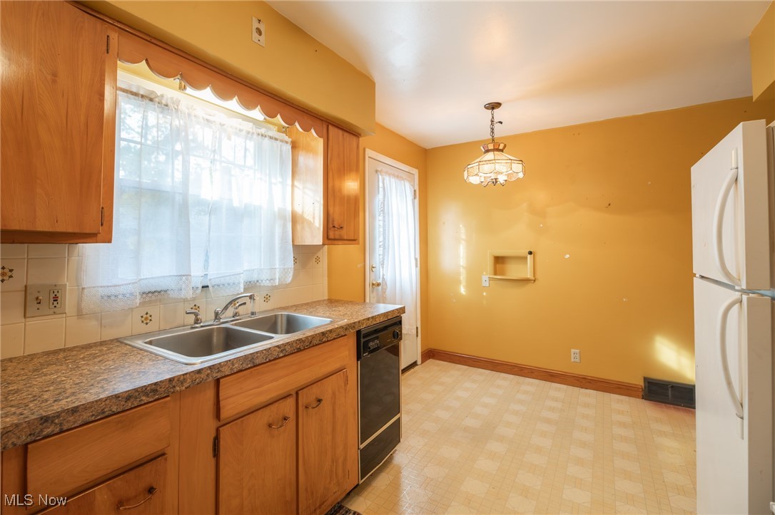 1074 N Main Street Akron OH 44310