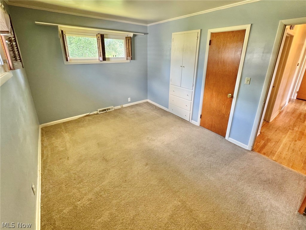 1337 Canoe Lane Coshocton OH 43812