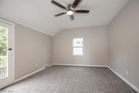16811 Biltmore Avenue Cleveland OH 44128