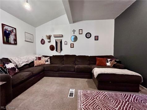 432 Douglas Avenue Marietta OH 45750