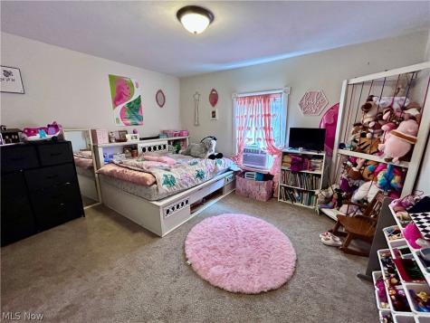 432 Douglas Avenue Marietta OH 45750