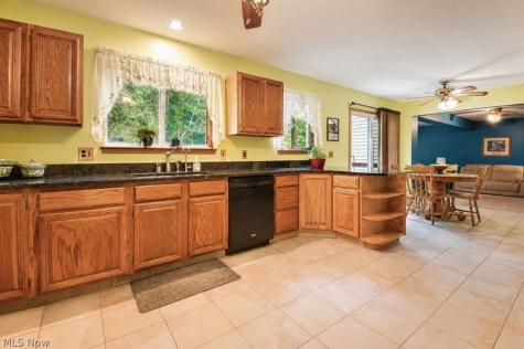 8252 Plains Road Mentor OH 44060