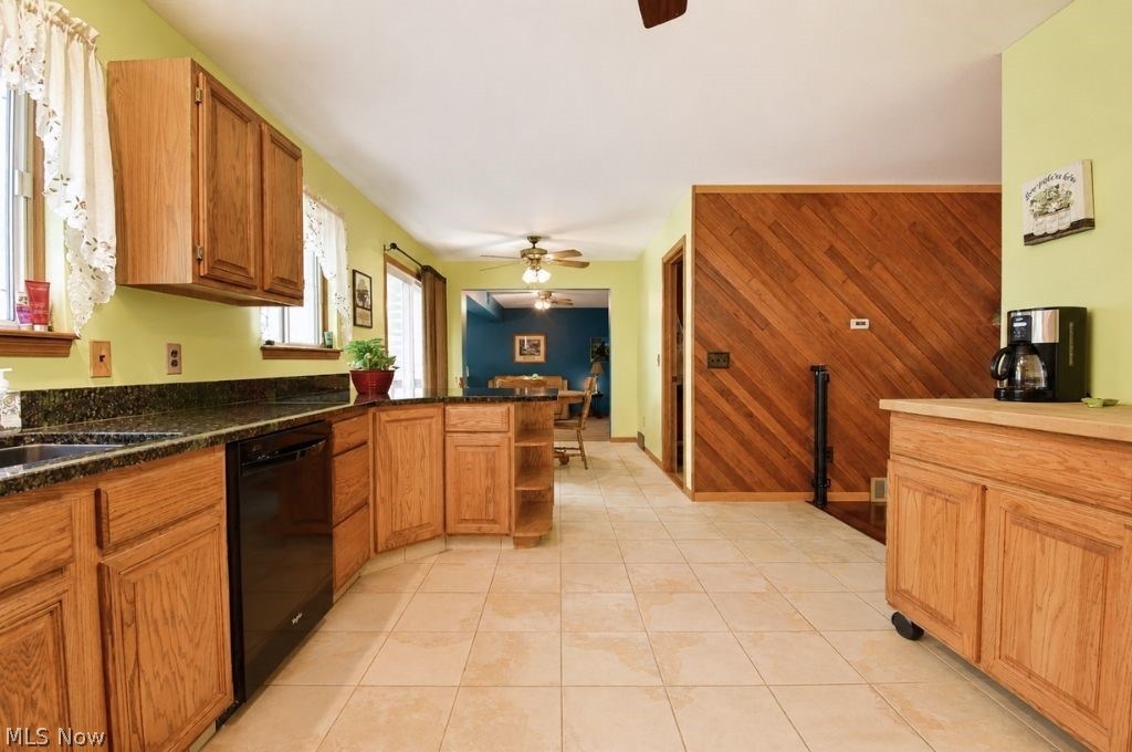 8252 Plains Road Mentor OH 44060
