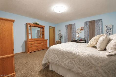 8252 Plains Road Mentor OH 44060