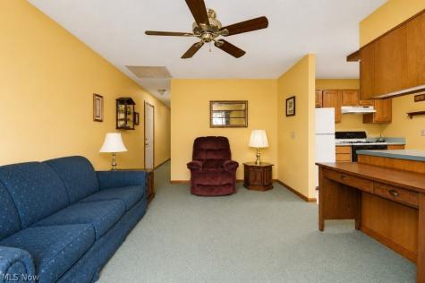 8252 Plains Road Mentor OH 44060