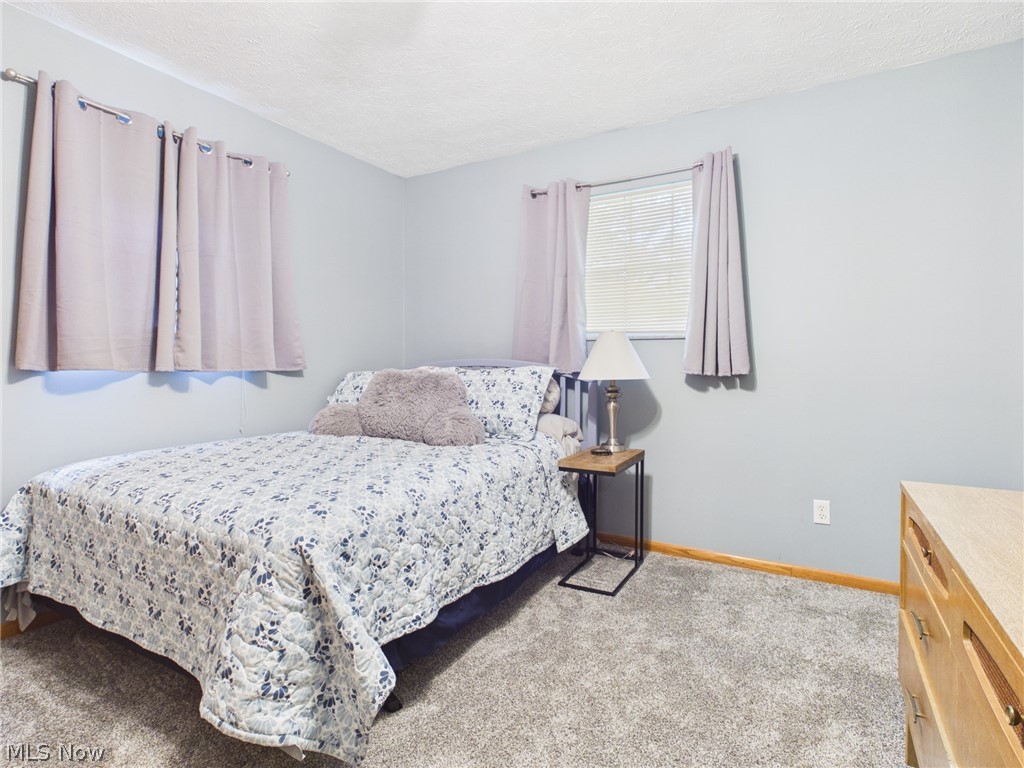 140 Hendricks Street Newport OH 45768