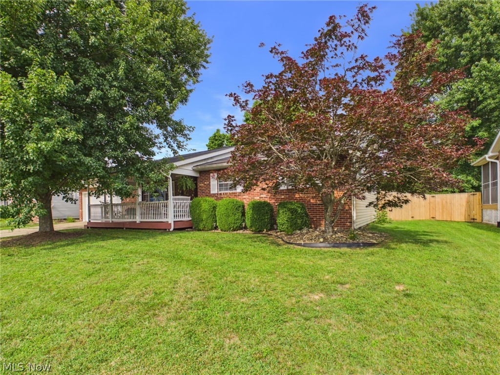 140 Hendricks Street Newport OH 45768