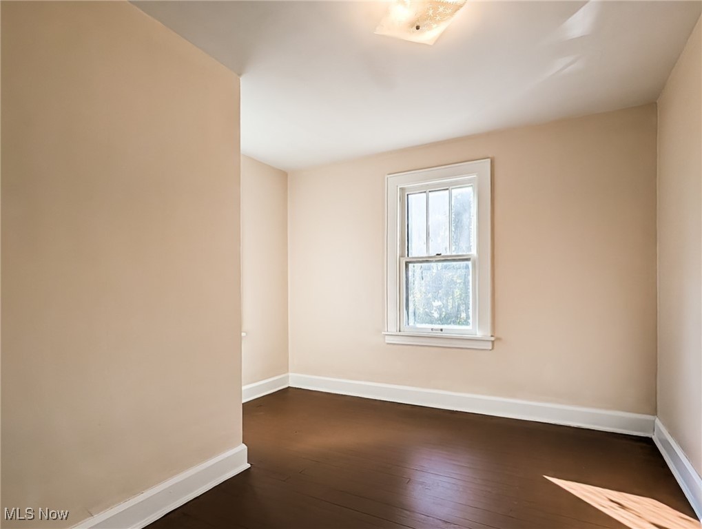 17 W Woodsdale Avenue Akron OH 44301