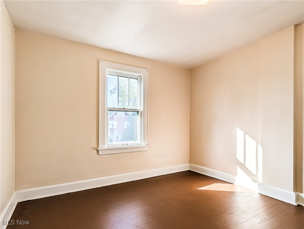 17 W Woodsdale Avenue Akron OH 44301