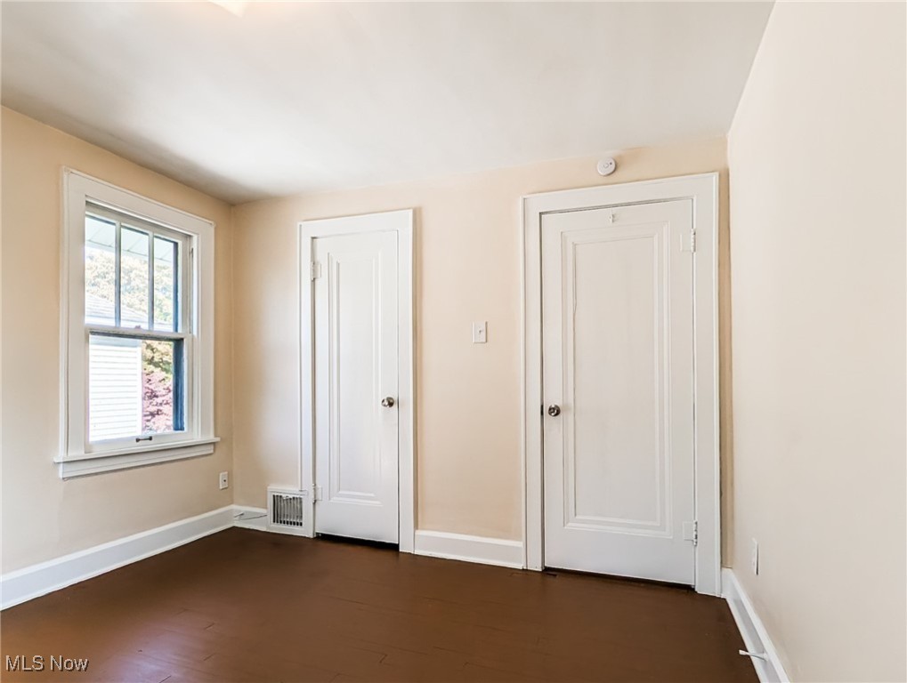 17 W Woodsdale Avenue Akron OH 44301