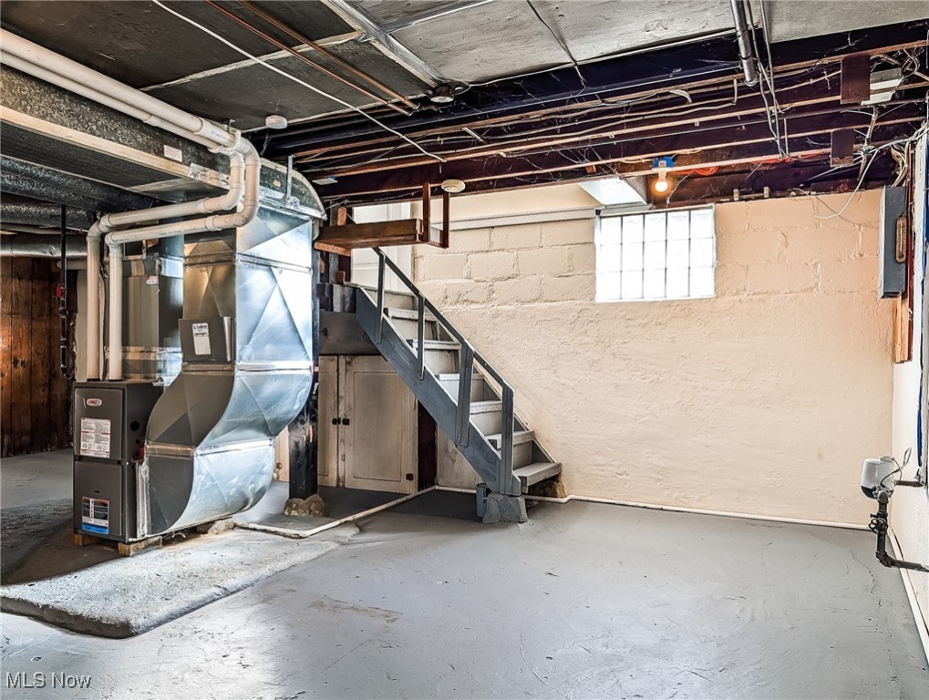 17 W Woodsdale Avenue Akron OH 44301