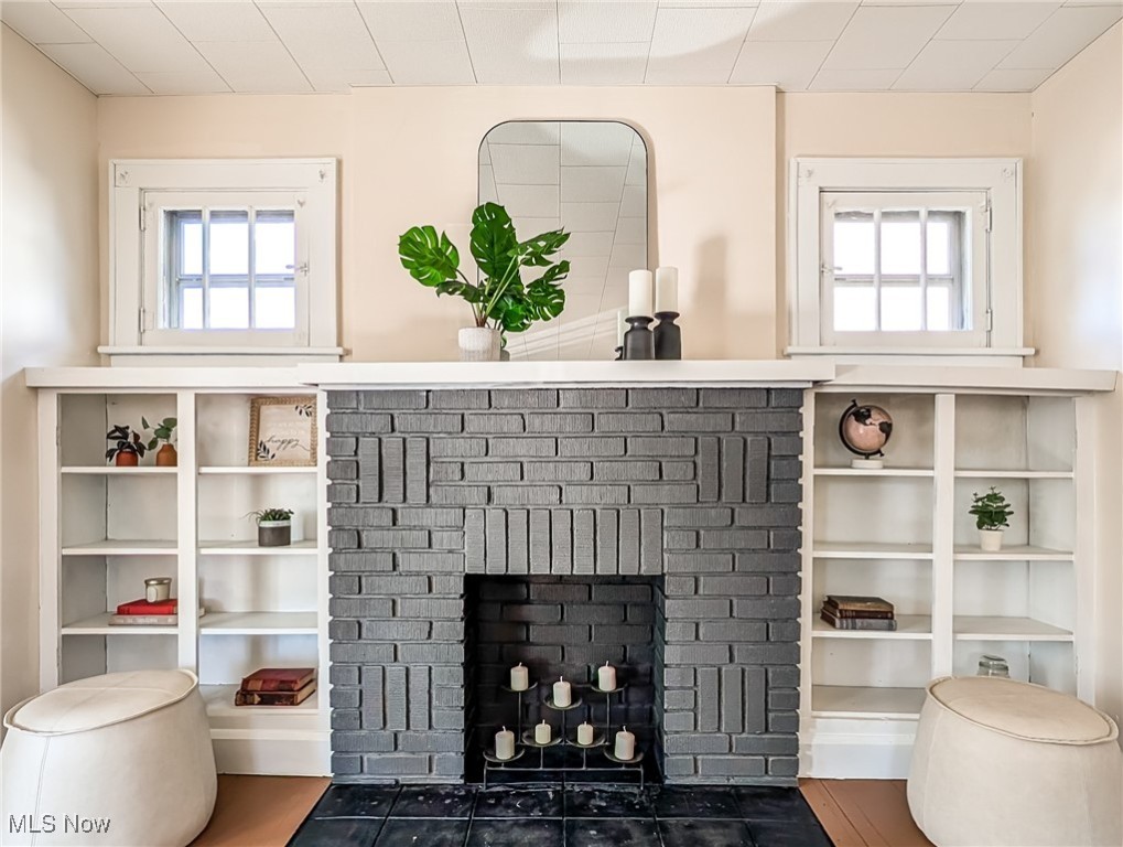 17 W Woodsdale Avenue Akron OH 44301