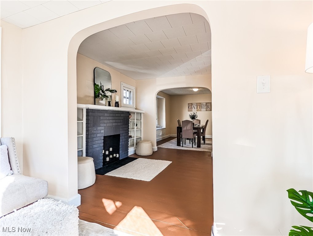 17 W Woodsdale Avenue Akron OH 44301