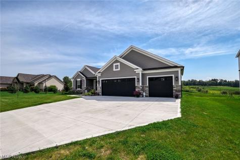 2182 Sugar Maple Drive Kent OH 44240