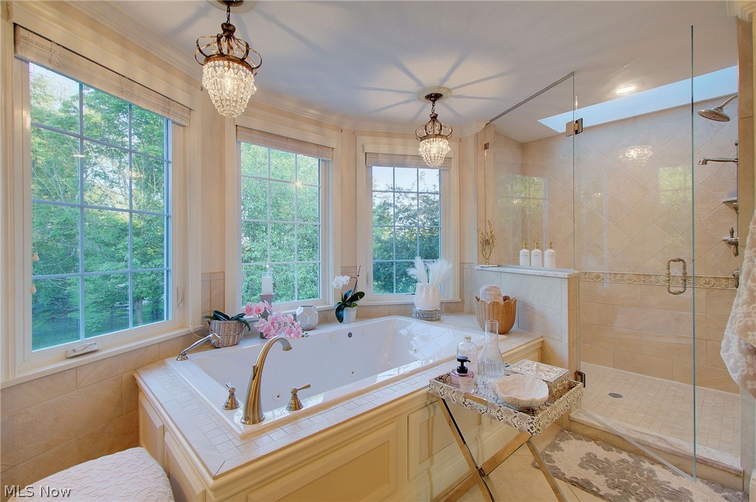 5854 Loma Linda Lane NE Canton OH 44721