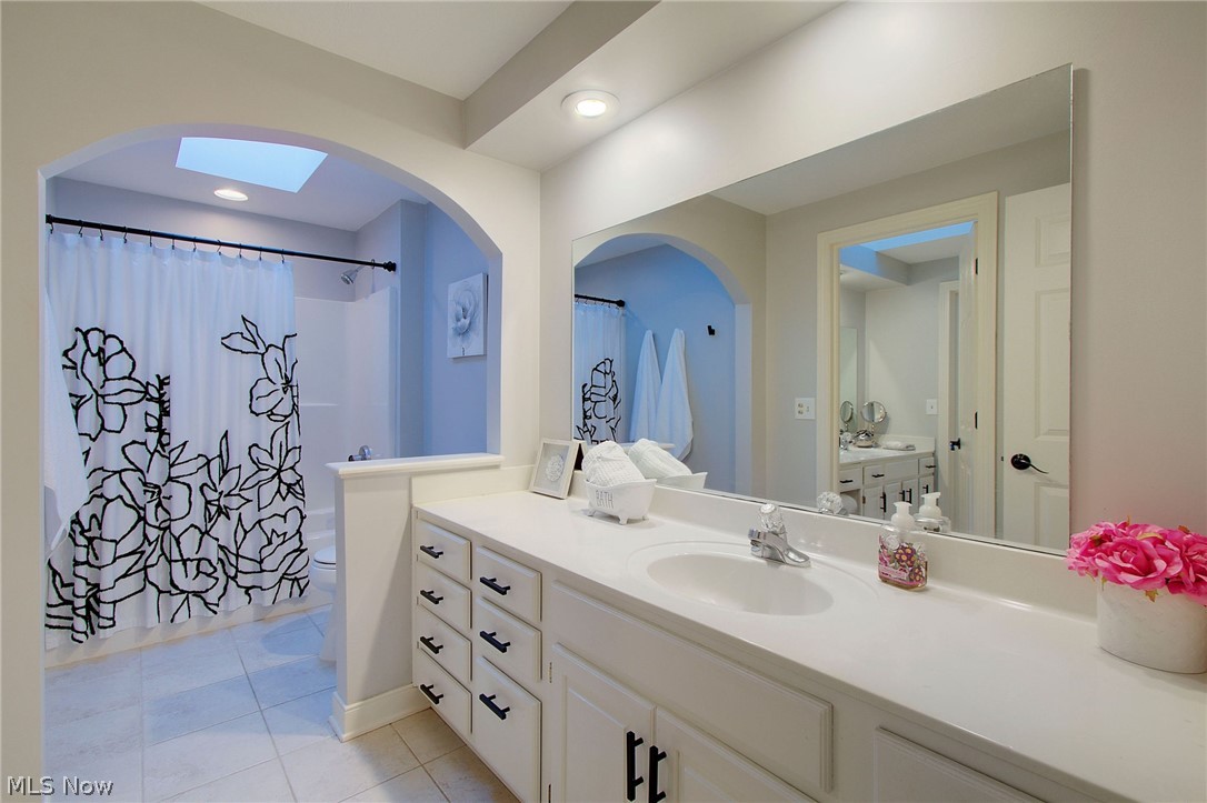 5854 Loma Linda Lane NE Canton OH 44721