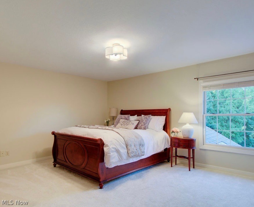 5854 Loma Linda Lane NE Canton OH 44721
