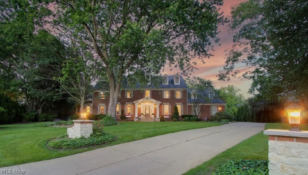 5854 Loma Linda Lane NE Canton OH 44721