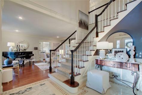 5854 Loma Linda Lane NE Canton OH 44721