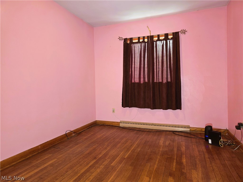 3839 Valacamp SE Warren OH 44484
