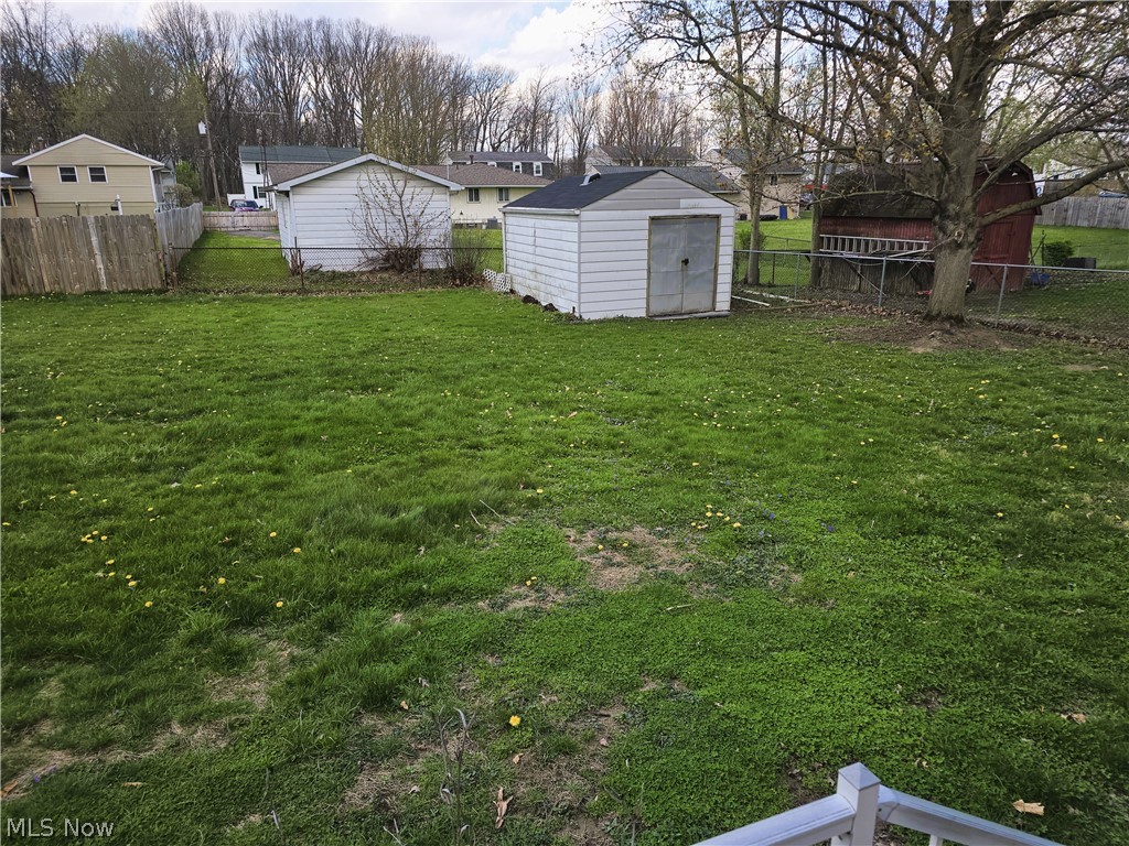 3839 Valacamp SE Warren OH 44484