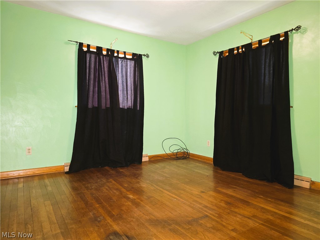 3839 Valacamp SE Warren OH 44484