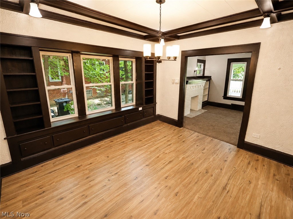 1007 Delia Avenue Akron OH 44320