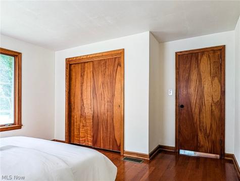 6328 Roselawn Avenue Ravenna OH 44266