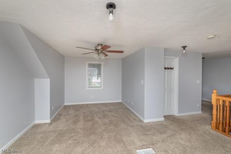 8324 Chesterfield Avenue Parma OH 44129