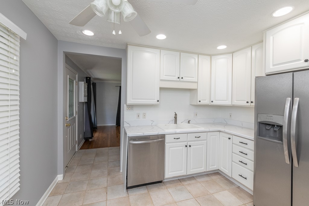 8324 Chesterfield Avenue Parma OH 44129