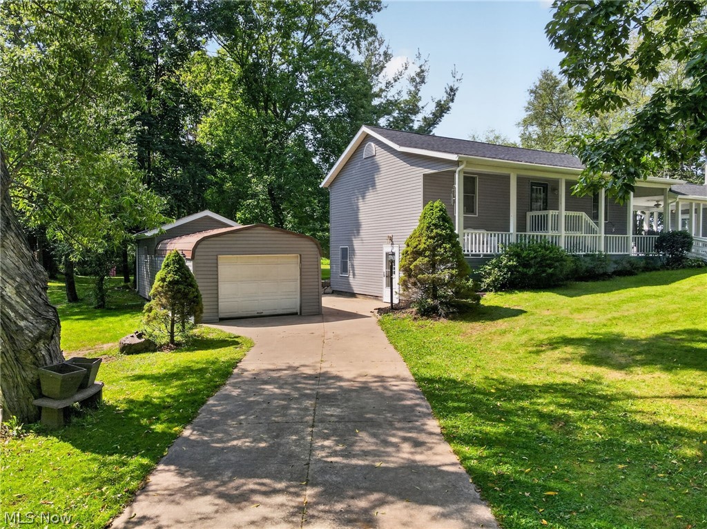 10745 Bell Road Newbury OH 44065