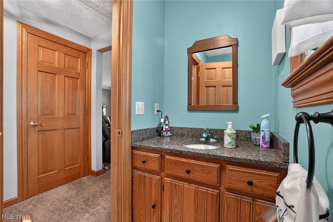 10745 Bell Road Newbury OH 44065