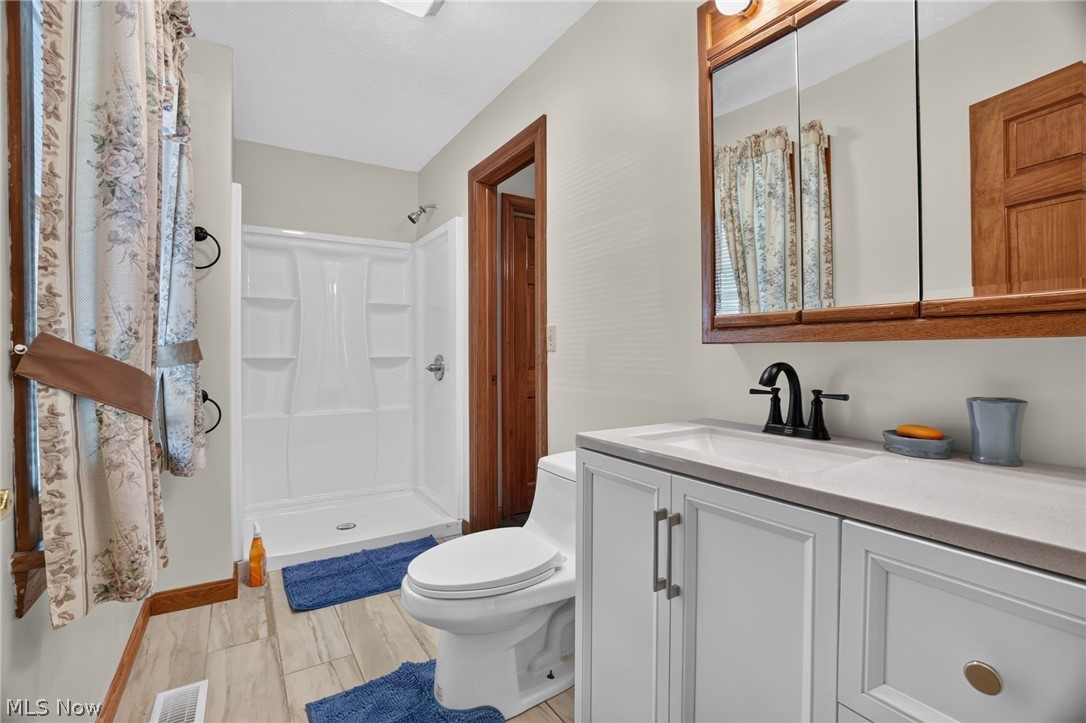 10745 Bell Road Newbury OH 44065