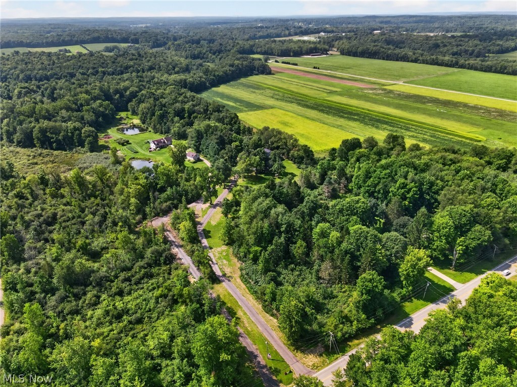 10745 Bell Road Newbury OH 44065