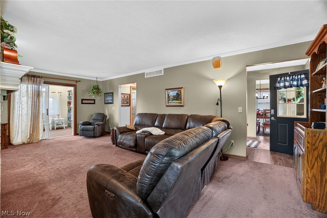 10745 Bell Road Newbury OH 44065