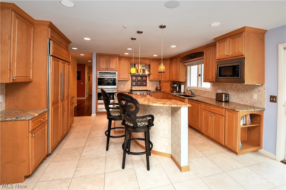 26451 Bernwood Road Beachwood OH 44122