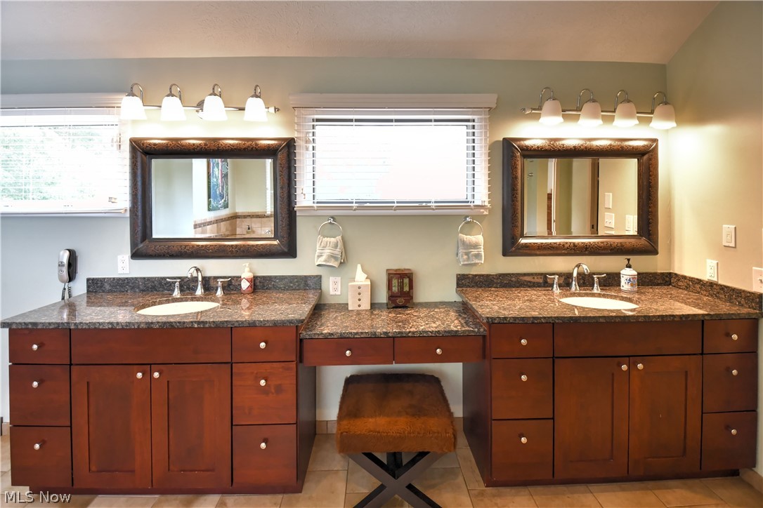 26451 Bernwood Road Beachwood OH 44122