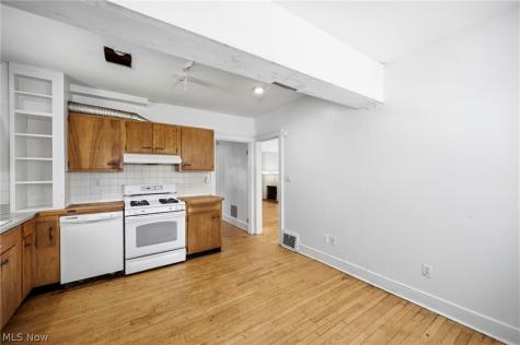 1140 Quilliams Road Cleveland Heights OH 44121