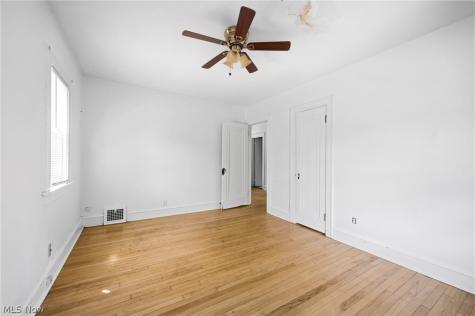 1140 Quilliams Road Cleveland Heights OH 44121