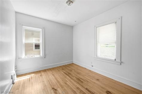1140 Quilliams Road Cleveland Heights OH 44121