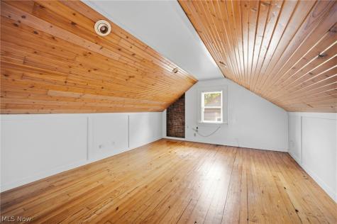 1140 Quilliams Road Cleveland Heights OH 44121