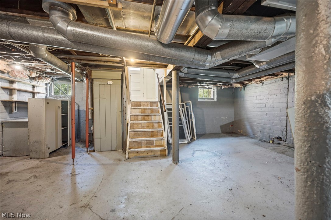 1140 Quilliams Road Cleveland Heights OH 44121