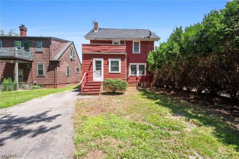 1140 Quilliams Road Cleveland Heights OH 44121