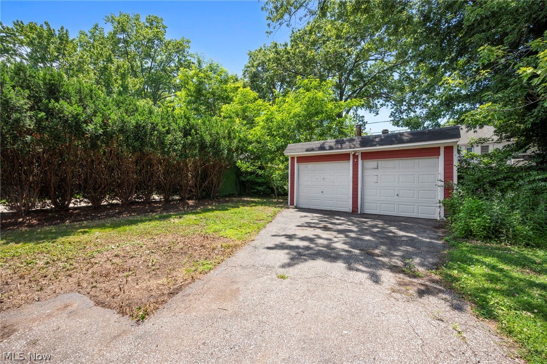 1140 Quilliams Road Cleveland Heights OH 44121