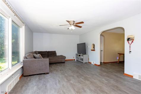 510 Park Avenue E Mansfield OH 44905