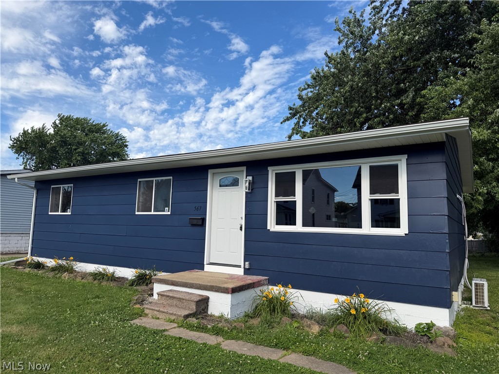 567 Chestnut Street Newcomerstown OH 43832