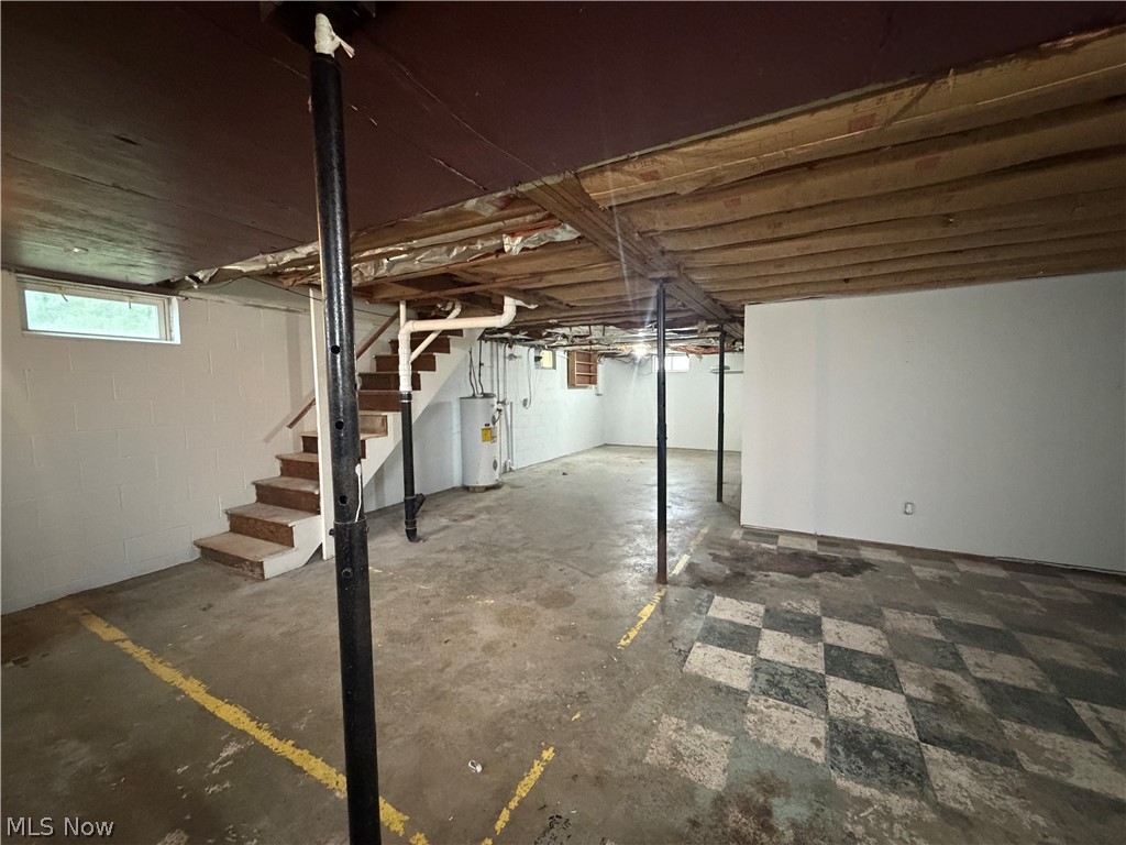 567 Chestnut Street Newcomerstown OH 43832