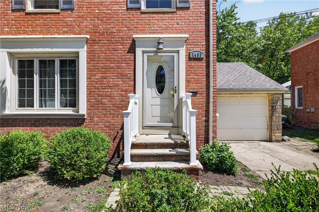 1403 Churchill Road Lyndhurst OH 44124
