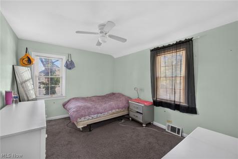 1403 Churchill Road Lyndhurst OH 44124